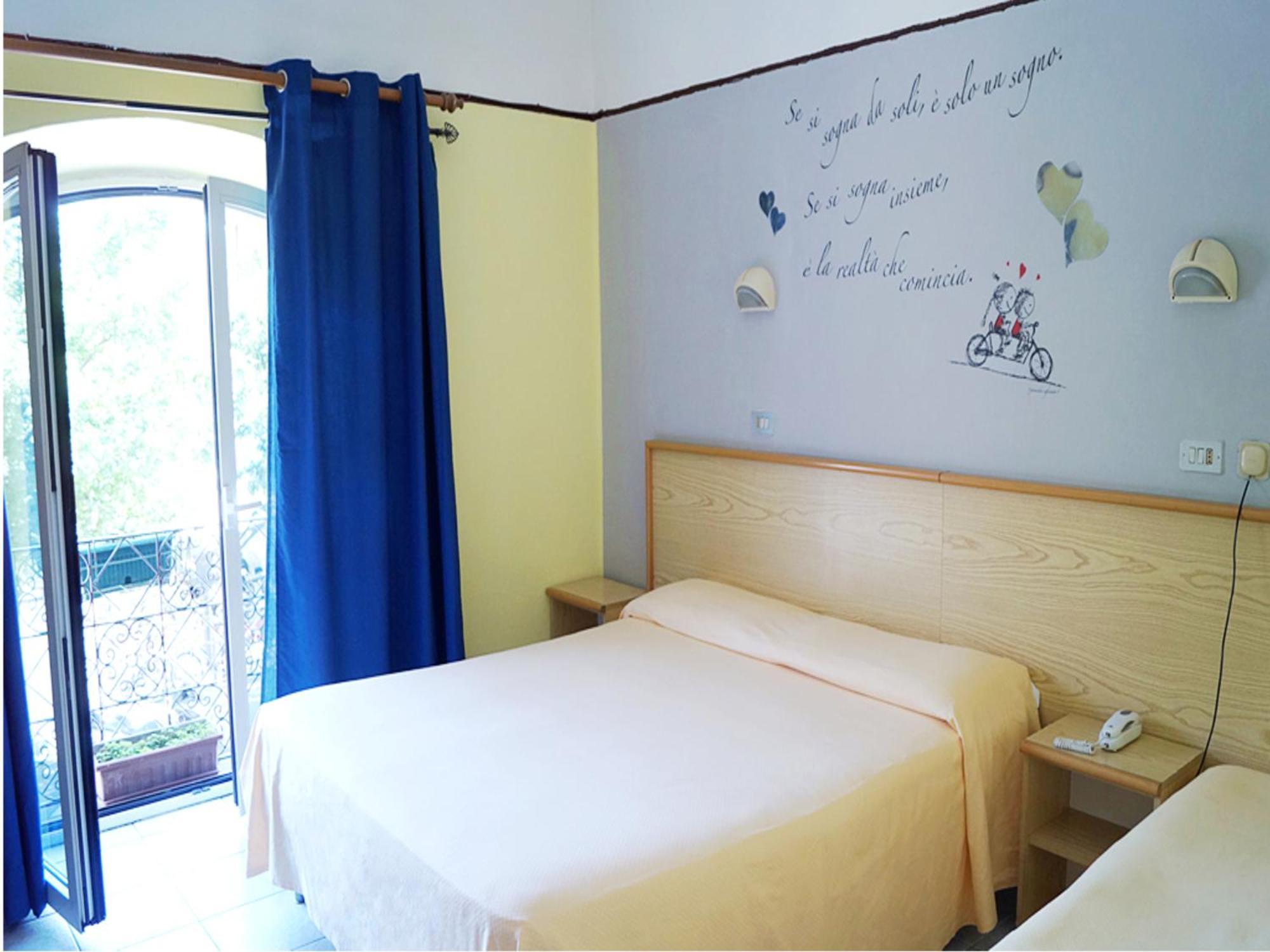 Hotel Stazione Novara Bagian luar foto