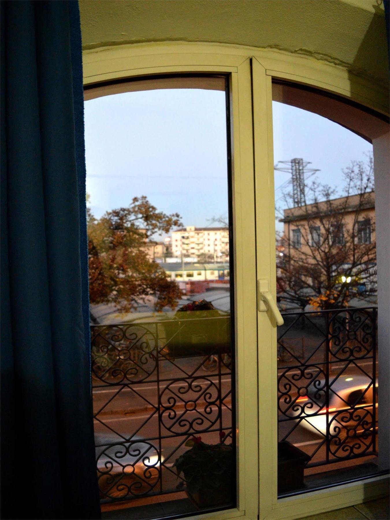 Hotel Stazione Novara Bagian luar foto